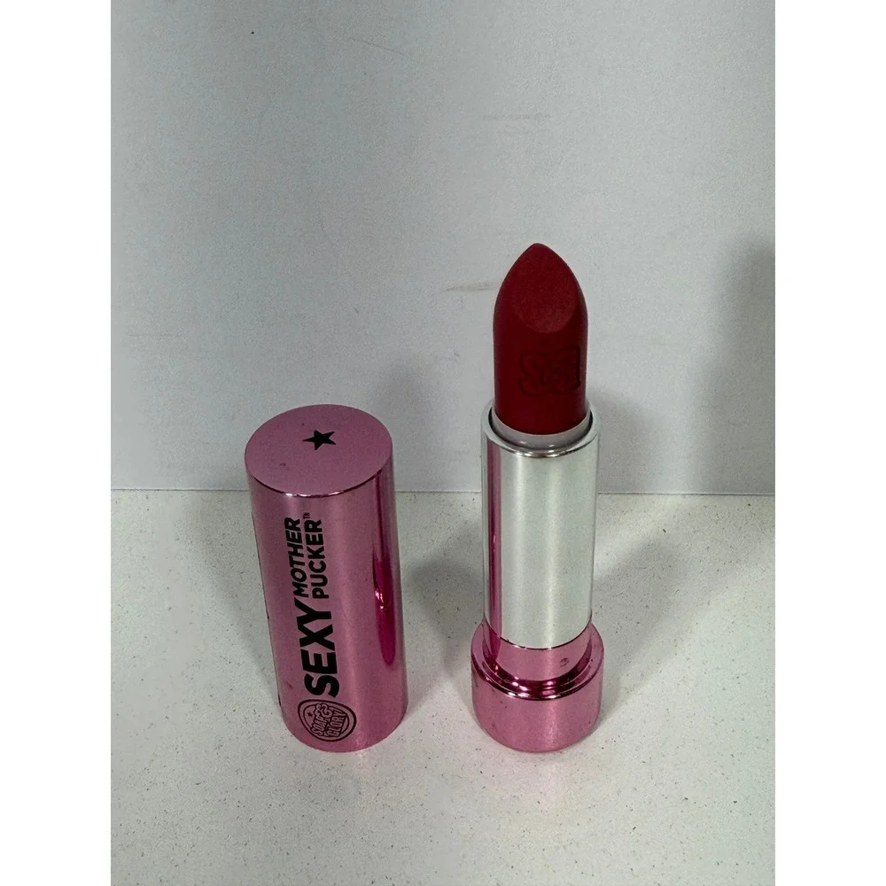 Soap & Glory Sexy Mother Pucker Matte Lipstick Pommie Girl Berry Red 3.5g